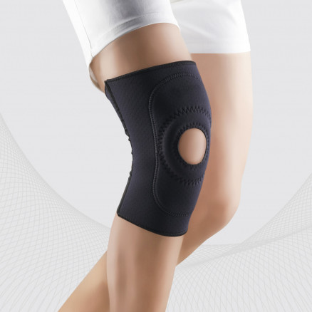 Medical neoprene knee band, with flexible inserts